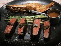 黑松露牛排配焗虎虾-安妮意大利餐厅(丽都店)