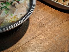 藏书羊肉汤-蜜桃餐厅·伴山(湖滨商业街店)