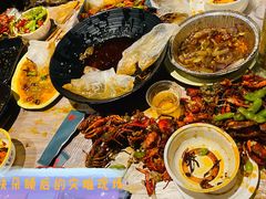 -巴厘龙虾·榜首油焖大虾(音乐学院·沿江酒馆店)