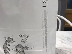 -罗森尼娜(德思勤店)