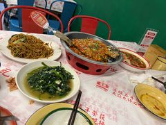 -堂瓦里·33年传统赣菜(第一街区店)