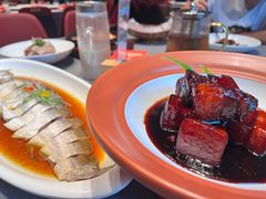 -侬佳蒸菜馆(听潮店)