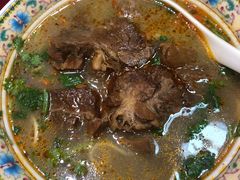 -金杨拉面王小吃面馆·牛三宝面·红烧牛肉粉