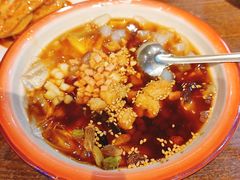 丈母娘冰粉-爆炸头阿姨小四川正宗川味小吃(无任何分店)