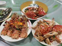 红花蟹-鸿港海鲜批发市场