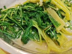 -红旗山庄(圭峰山店)