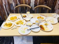 -梦航彩虹之约自助餐厅(华府天地店)