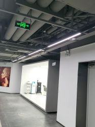 -斑斓色彩沙龙