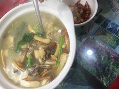 -乡土特色.冷锅鱼.牦牛肉汤锅