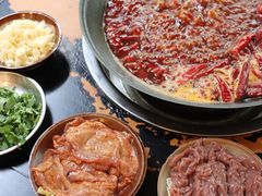 -黄潇洒老火锅(九眼桥宏济巷店)