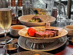 -MONICH牛排融合餐厅(和义大道购物中心店)