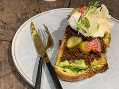 慢煮牛肉温泉蛋吐司-O'mills Sourdough Bakery&Bistro(永嘉路店)