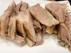 手抓羊肉-青海名吃尕张娃非遗烤肉(海湖总店)
