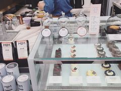 -UNI UNI(环亚凯瑟琳店)