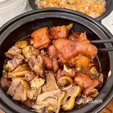 挖到宝了！！这种小学路里的海鲜餐厅🦞吼吼吃……