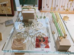 -LADY FAFA(巨鹿路陕西南路路口店)