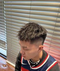 -贝勒爷专业男发
