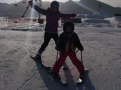 -丝绸之路山地度假区滑雪场