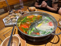 -快活林酸汤鱼鲜品火锅店(甲秀楼店)