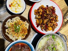 -冯烫烫跷脚牛肉·川菜小馆(武胜西街店)