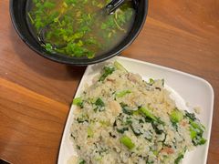 -舒蔡记生煎菜饭(云南中路店)