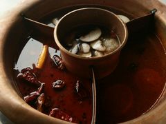 -滇釜火锅·能喝汤的火锅(车公庄店)