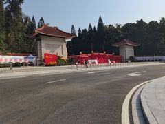 -烈士陵园(地铁站)