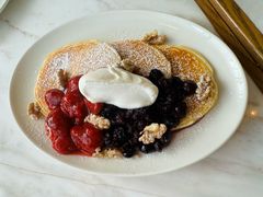 -ROAST coffee & eatery