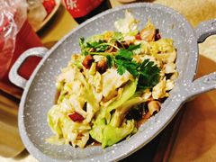 -鲁小三·大骨自助(金山总店)