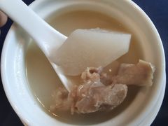 浓汤花胶鸡汤-维园悦谱·海派家常菜(乌鲁木齐南路店)
