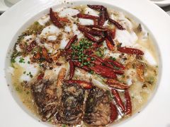 -姚姚酸菜鱼·金戈戈香港豉油鸡(喜荟城联名店)