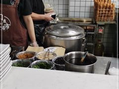 -门庭若市豆浆油条(恒生广场店)