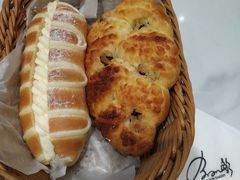 -BONBON BAKERY
