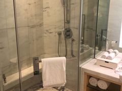 -上海漕河泾万丽酒店