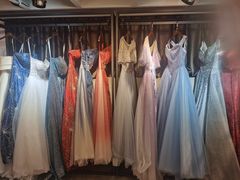 -圣霏亚礼服租赁·主持人服装租赁(上海静安总店)