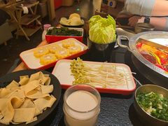 -晓宇重庆火锅(西安荟聚店)