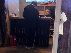 -荒岛实景沉浸密室(江汉路1店)