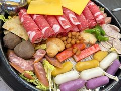 -豚妈妈汤饭·部队锅(南京东路店)