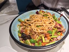 新疆炒拌面-阿里疆Alijiang·丝路美食·异域风情·清真(长楹天街店)