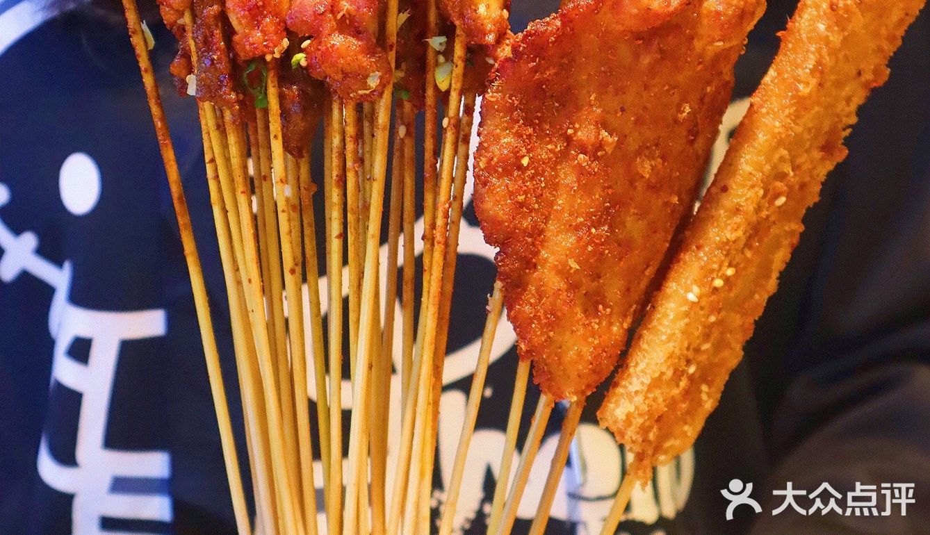 广州探店丨夸父炸串广州首家主题店火爆登陆‼️