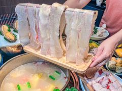 -得意咚瓜·顺德鱼生·冬瓜火锅(深圳首店)