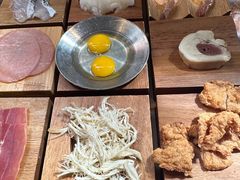 -银米·云南传统过桥米线(双廊黑金冠店)