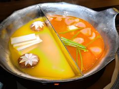红颜花胶鸡锅底-湊湊火锅·茶憩(恒隆广场店)
