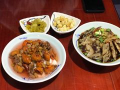 -窄巷子陕菜馆·地道陕西菜(粉巷店)