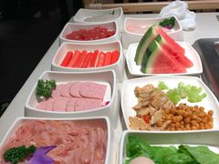 -海底捞火锅鲜切牛肉主题店(长寿路店)