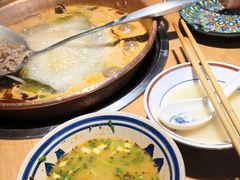 -洱火云南酸菜牛肉火锅(石景山当代商城店)