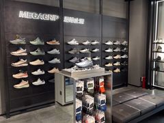 -首创奥特莱斯(西安店)