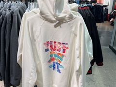 -NIKE上海青浦换季优惠店
