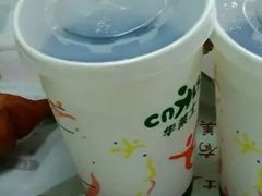 可乐-华莱士·全鸡汉堡(坡头店)