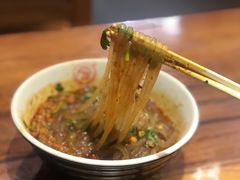 万记特色酸辣粉-万记麻辣烫国展总店